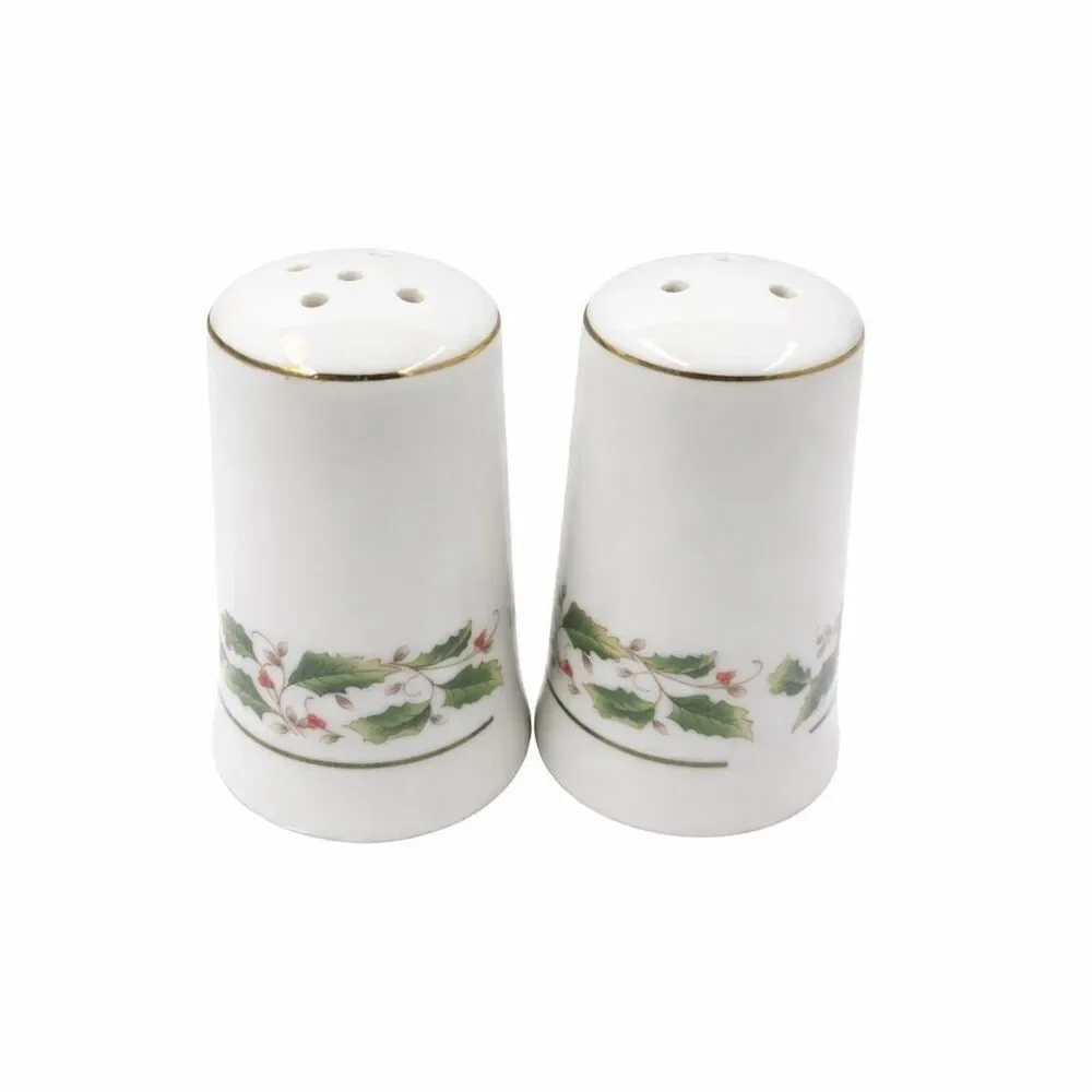 ROYAL LIMITED HOLLY HOLIDAY SALT & PEPPER SHAKER SET